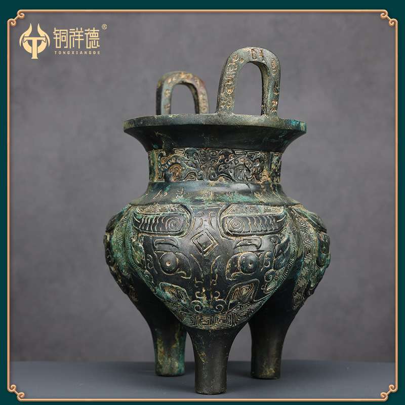古青铜器青铜鬲鼎 商代兽面纹高腰鬲鼎工艺摆件收藏品铜祥德