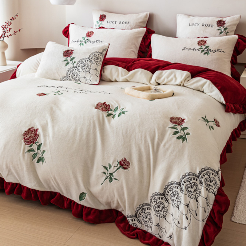高级感喜庆玫瑰刺绣牛奶绒四件套唯美G冬天被套珊瑚绒床单床上用