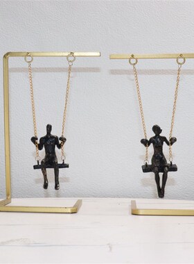 现代金属荡秋千情侣书房办公室装饰摆件J新家酒柜室内家居饰品摆