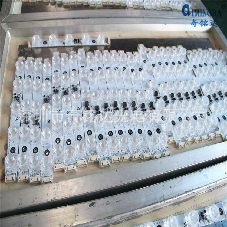 带透镜3535侧面打光大功率LED硬灯条LED卡布灯箱灯条调光可调色温图片