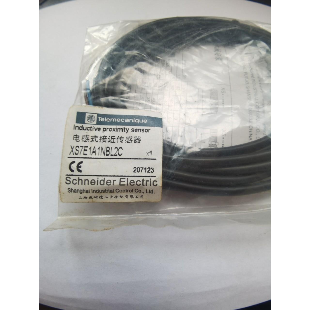 接近开关 XS7E1A1NBL2C