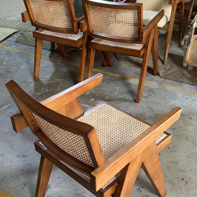 昌迪加尔藤编椅子餐厅酒店奶茶店休闲扶手椅实木靠背藤椅椅子