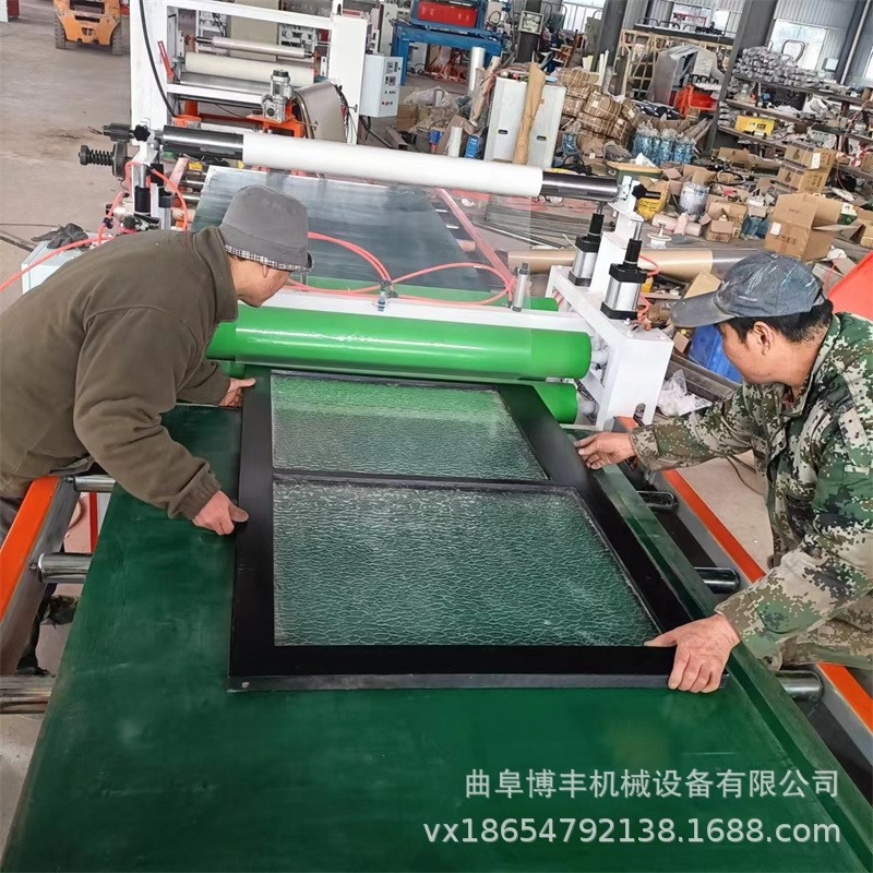 大型烤漆门贴保护膜机 电梯门防盗门冷裱膜机器 T装饰板材覆膜机