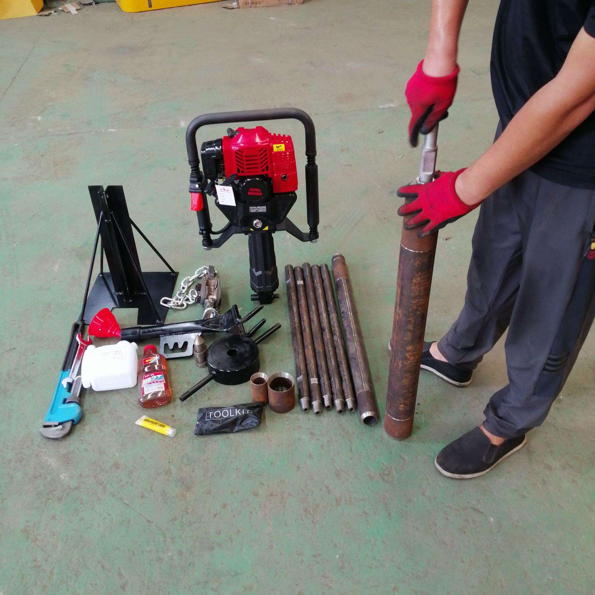 现货供应小型工程汽油取土钻机 地质勘探土壤取样钻井机操作简单