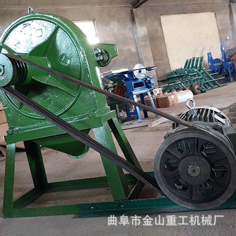 中型齿爪式大料粉碎机35型自吸饲料粉碎机新型齿爪式花生粉碎机