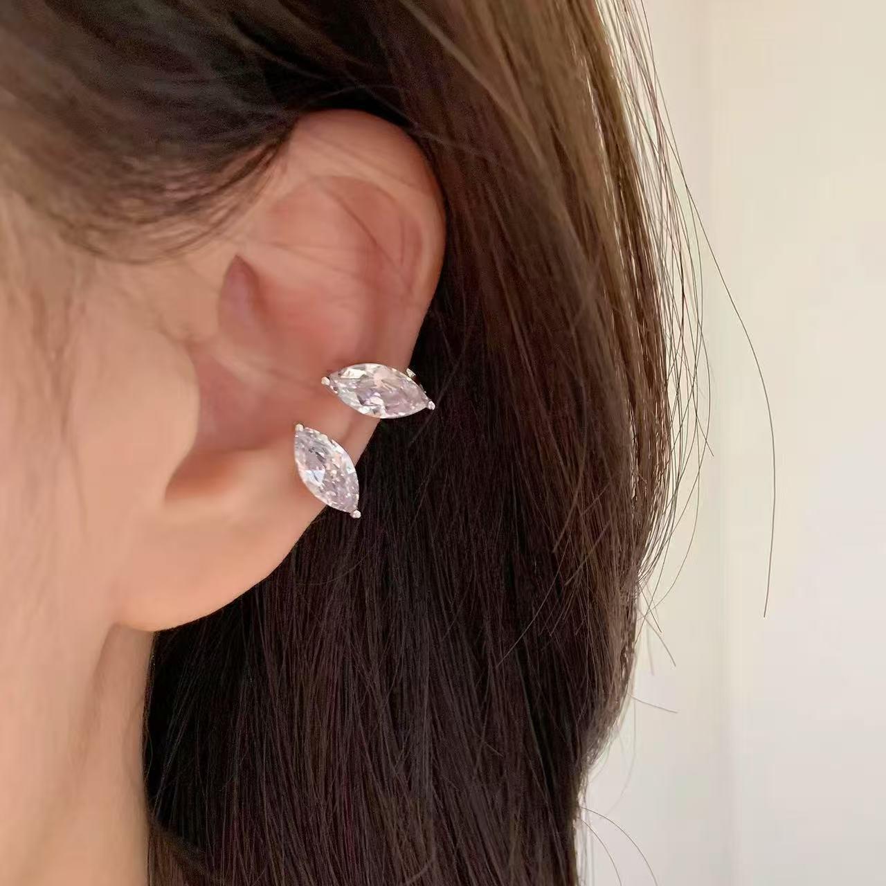 【下单立减50】超闪简约水滴锆石耳骨夹女耳钉打孔无耳洞耳饰YZ05