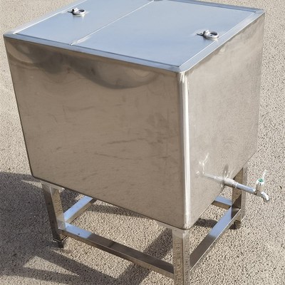 304不锈钢储水缸折叠式加厚款水桶水箱家用Q储水带底座酒店学校