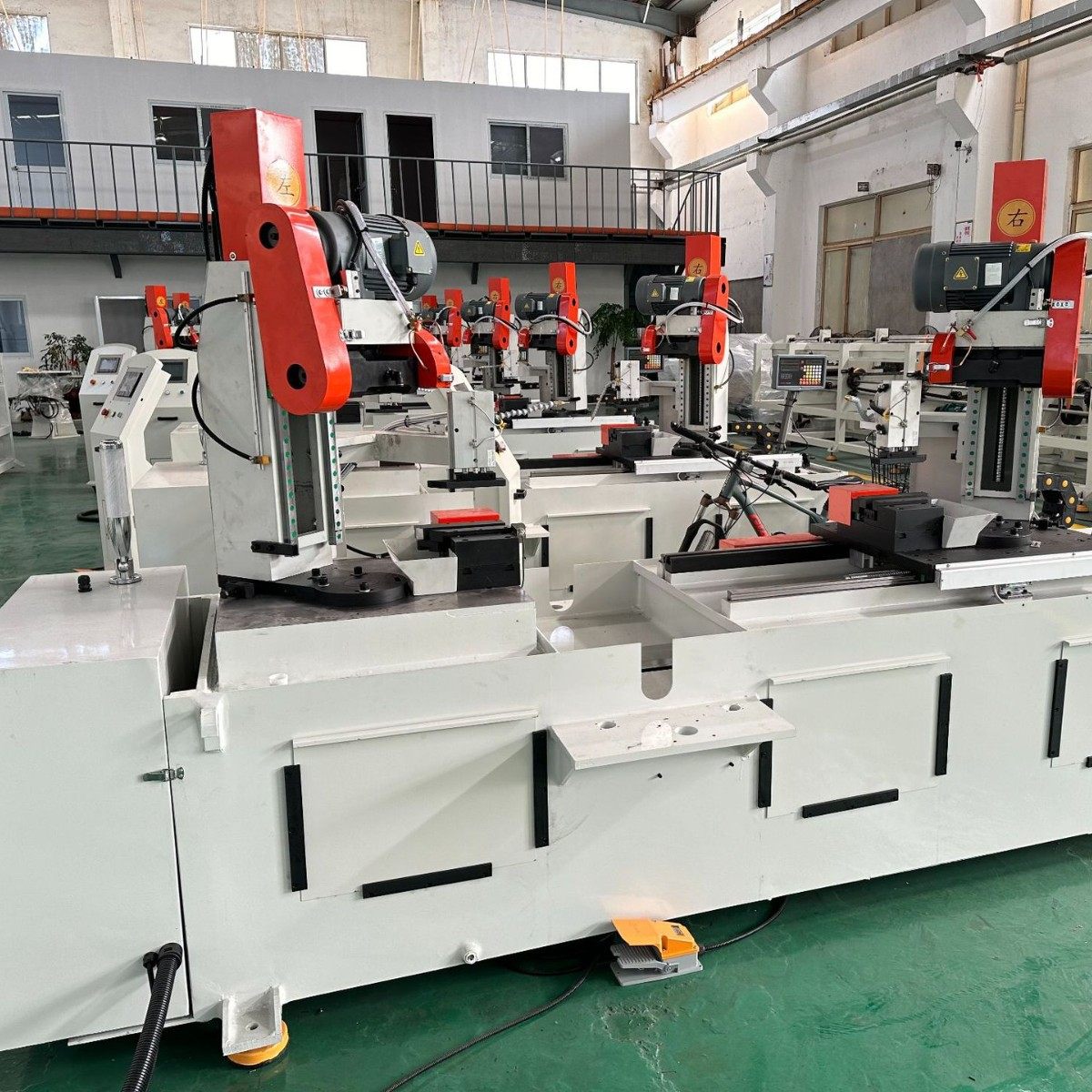 厂家生产双头切管机设备管材加工苏州厂家加工金属管材切割机器