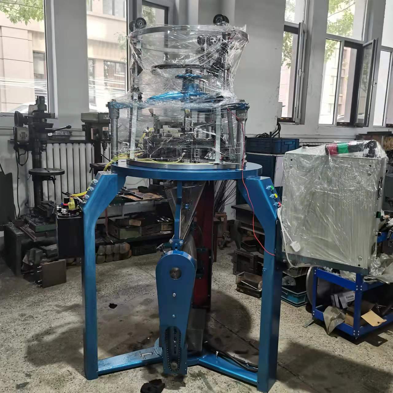 汽车消声减噪排气波纹管内网针织机厂家直供