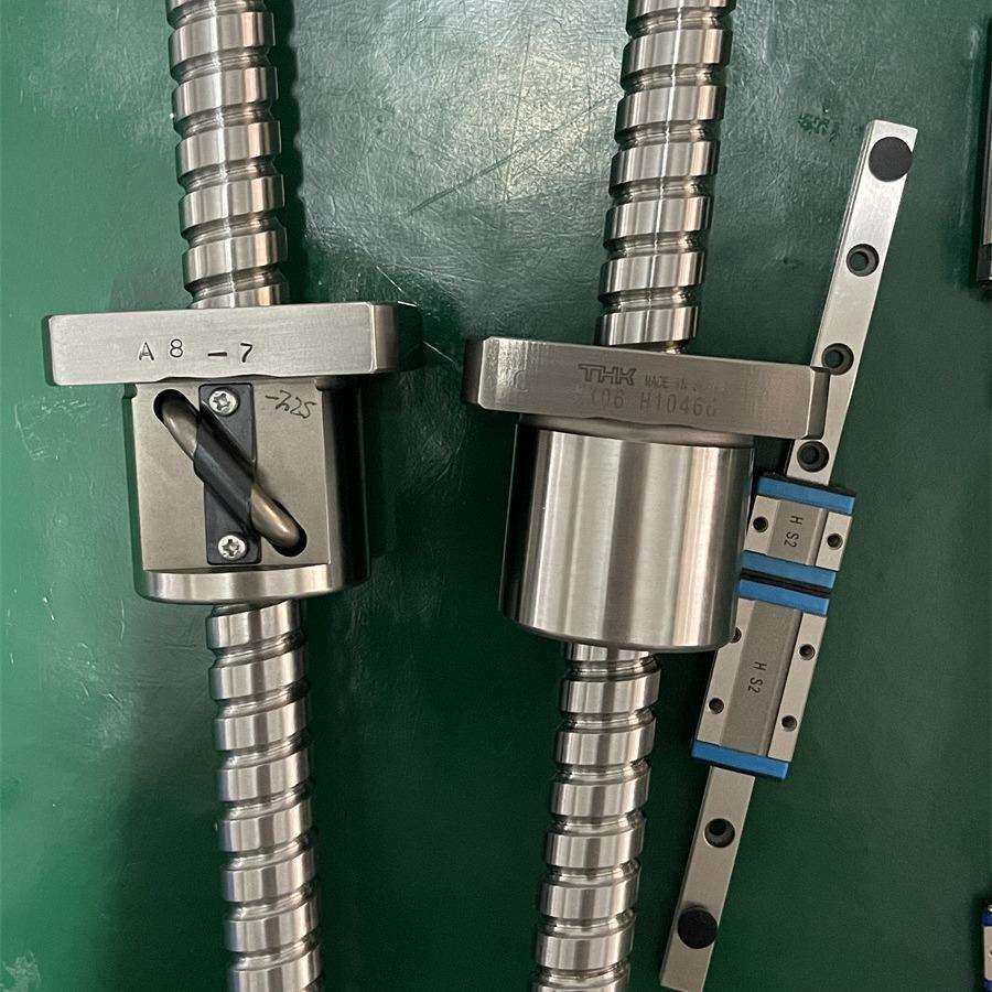 滚珠丝杠BNK2010-2.5RRG0+1299LC5Y BNK2020-3.6G0 BNK2520-3.6G0