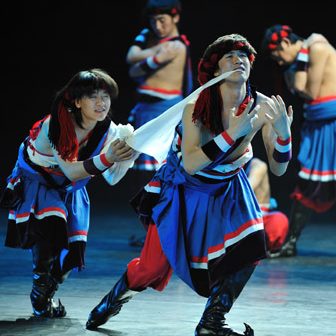 民族 歌舞杯表演服 藏族身农奴把桃李装 舞舞蹈服装妆唱红定制 翻