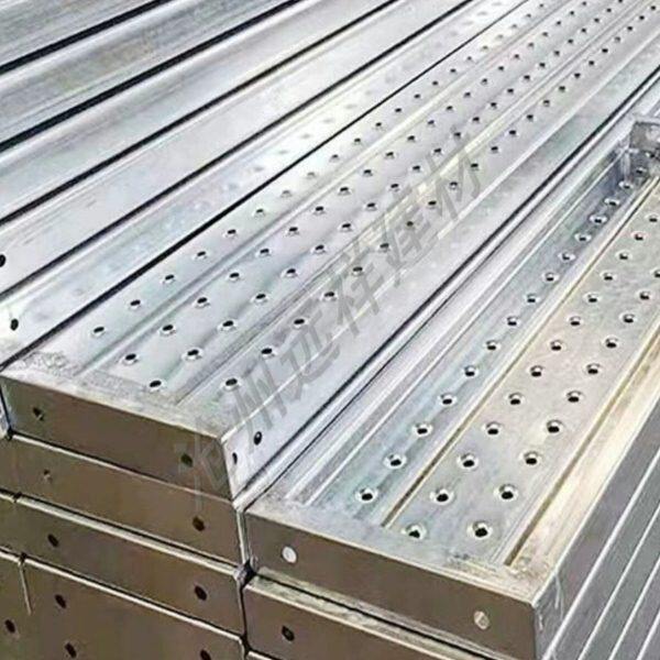 踏板镀锌板跳踏板跳孔加厚方管移动配件踏板冲脚手架钢脚手架热板