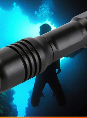 630手技潜深潜低功耗明DI照明灯潜水手电筒专业U握18式ES流NNITV
