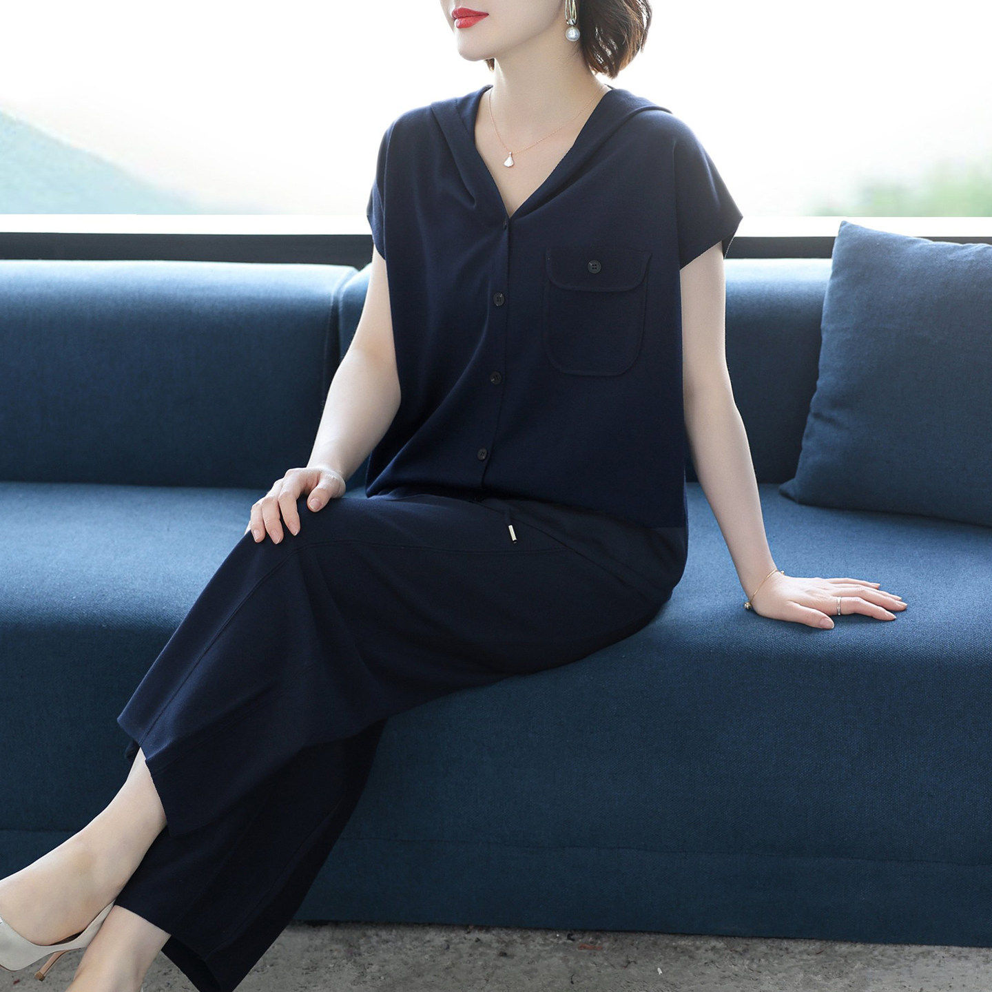 休闲时尚运动服套装女中年妈妈装夏季气质2026新款宽松冰丝两件套