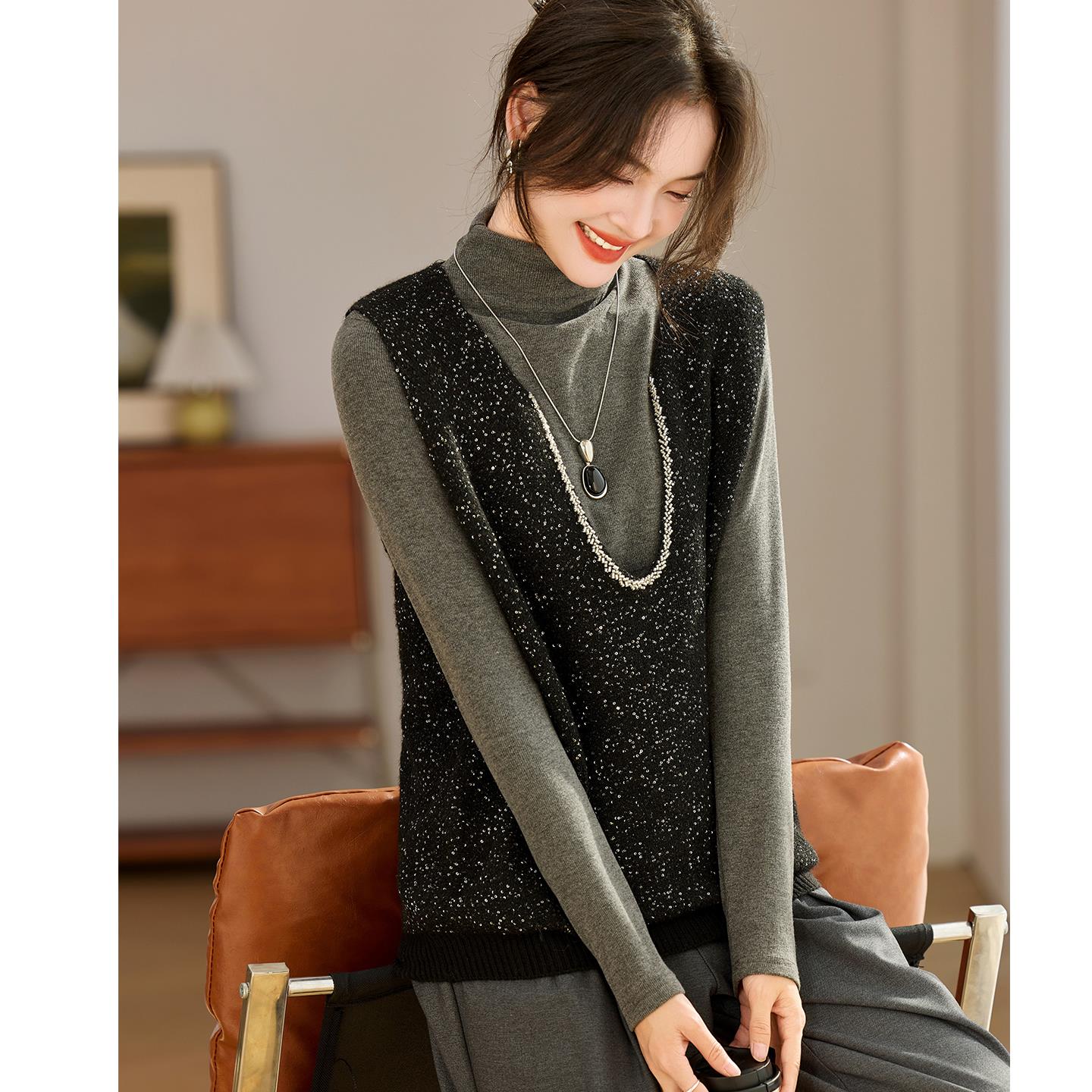 亮闪闪设计感套头坎肩羊毛针织2025新款休闲韩版无袖叠穿毛衣马甲