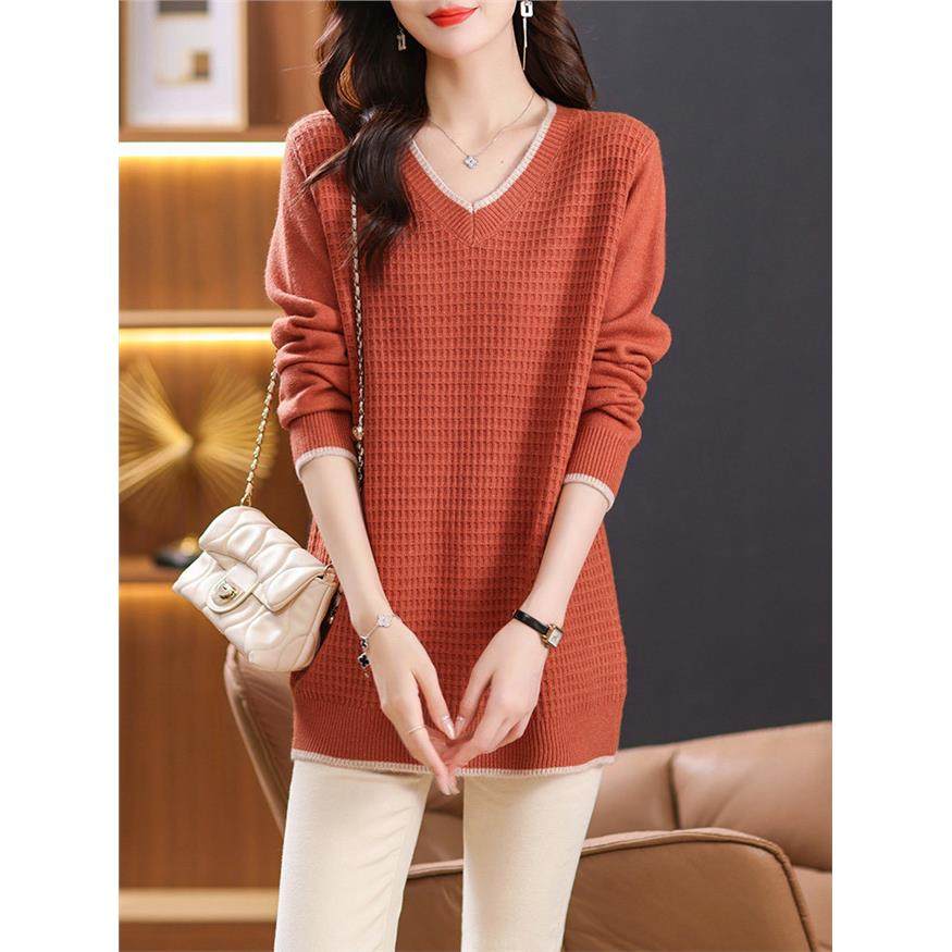 中长款V领毛衣女秋冬2024新款宽松针织打底衫遮屁股洋气内搭上衣