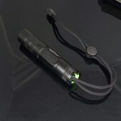 配能手电族狼族性狼电路高直户外强光手电筒小手电手电1865018650