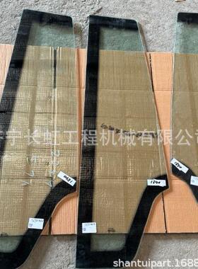 山推装载机SL50W-3配件：SL50WN右侧玻璃
