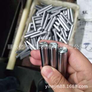 精密轴承钢GCR15光轴淬火电镀硬轴圆柱导轨直线光轴16 20 等