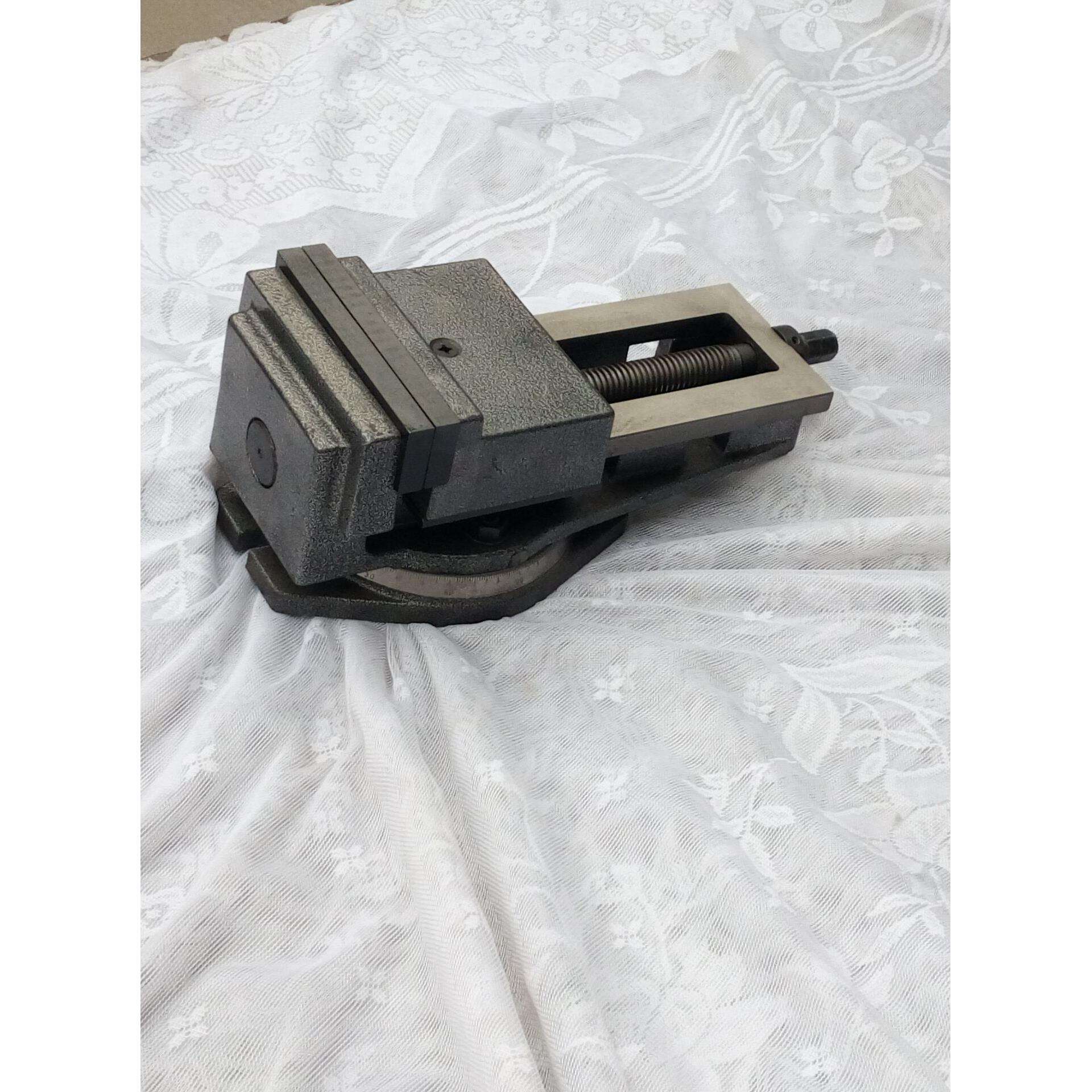 半封闭精密型机用平口钳美式平口钳普通十字平口钳旋转十字钳