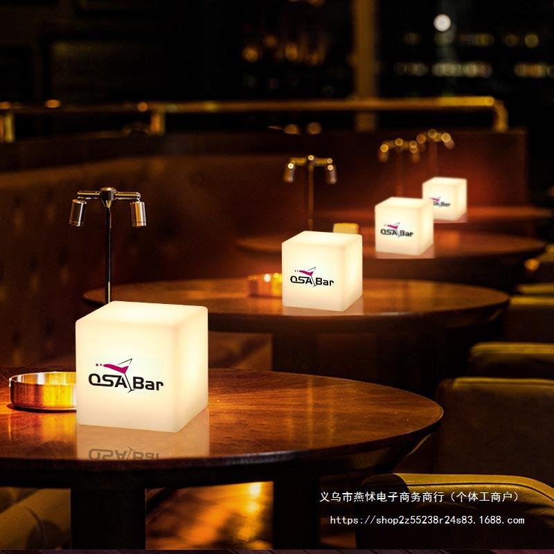 酒吧桌灯LOGO方块台灯餐厅清吧氛围桌号台灯立方体号码小夜灯图片