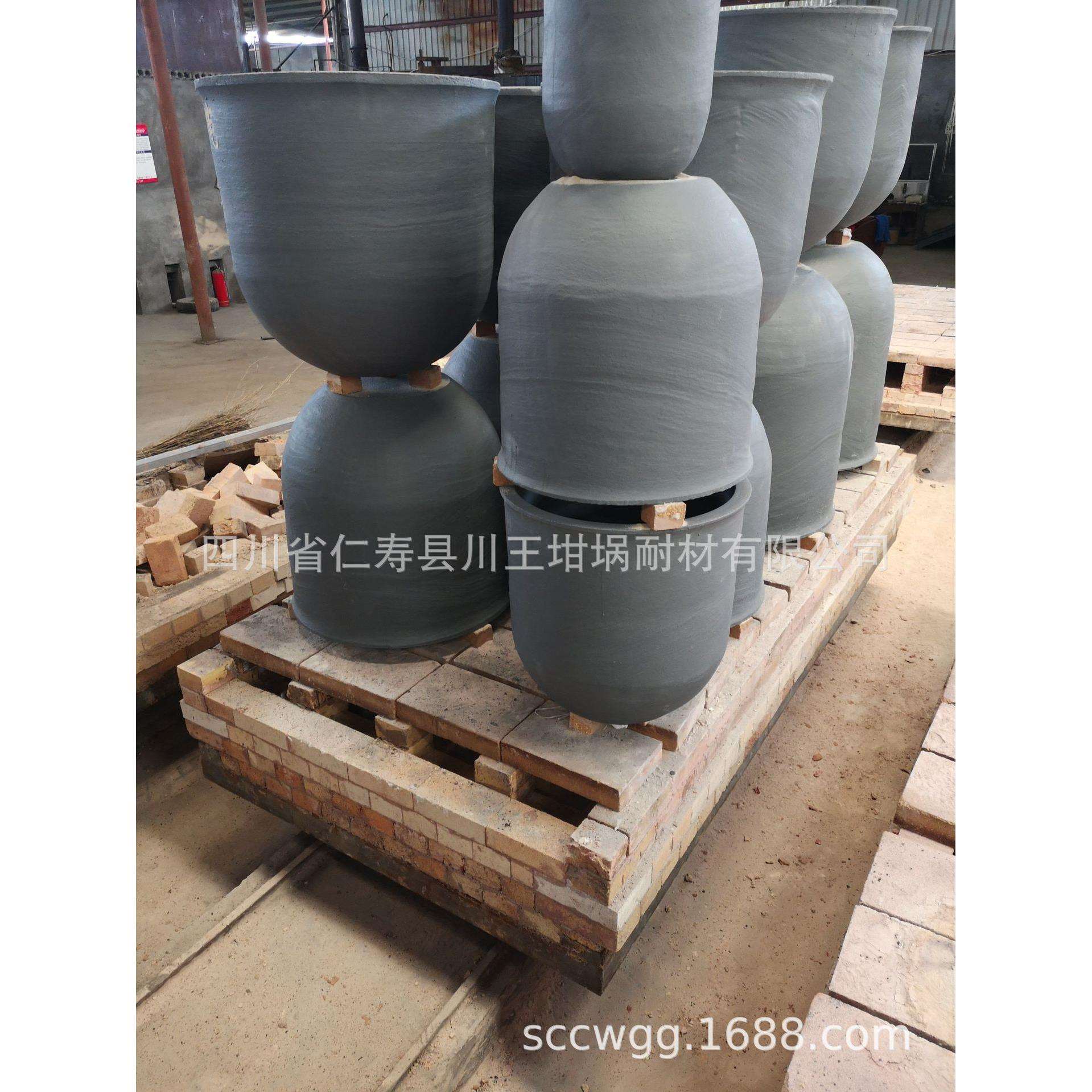 厂家供应等静压碳化硅坩埚熔铝寿命6-8个月熔铜坩埚耐高温