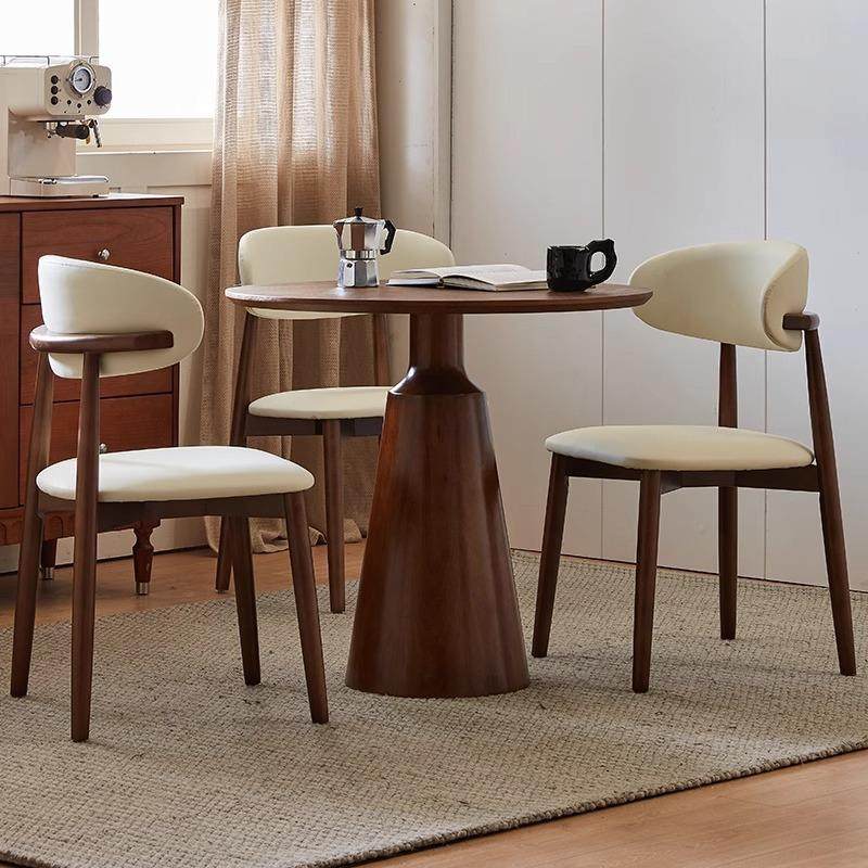 复古实木洽谈桌椅组合奶茶咖啡店饭餐桌办公室酒厅民宿阳台小圆桌,鲜花速递/花卉仿真/绿植园艺,割草机/草坪机,淘宝优惠券,粉丝福利购,淘宝优惠卷