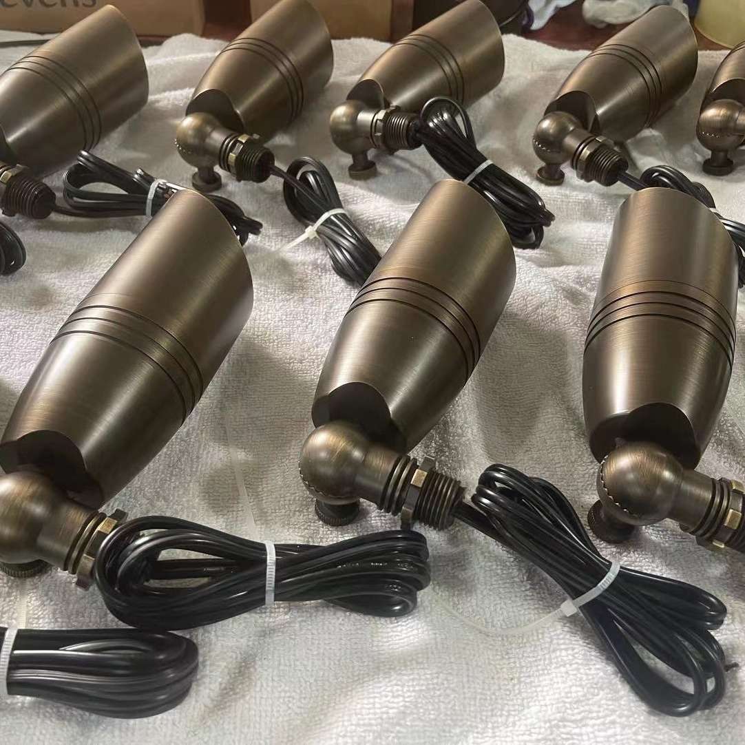 全铜插地灯户外草坪射灯室外防水花园别墅景观照树灯庭院LED射树