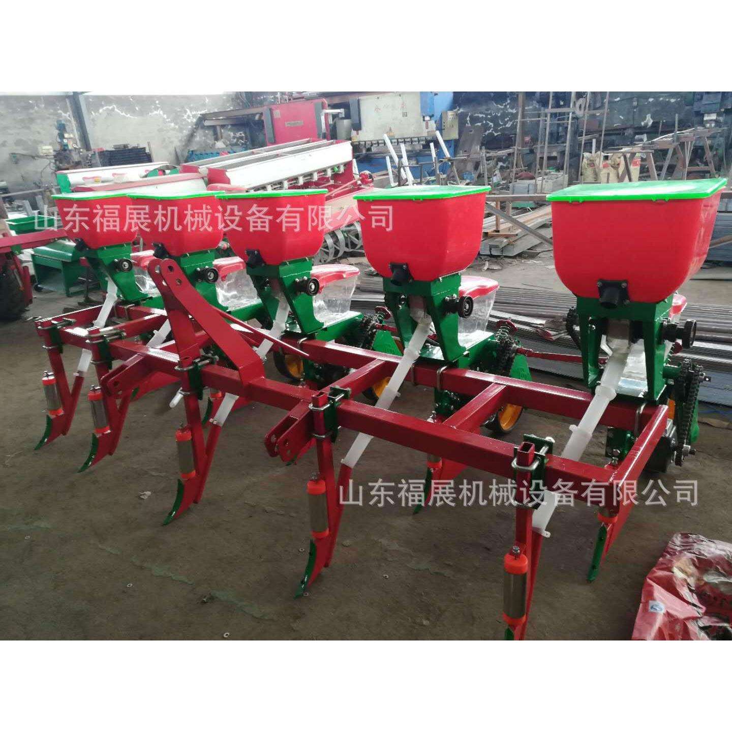 玉米精播种植机 各种蔬菜播种机 四轮拖拉机带动玉米播种施肥机