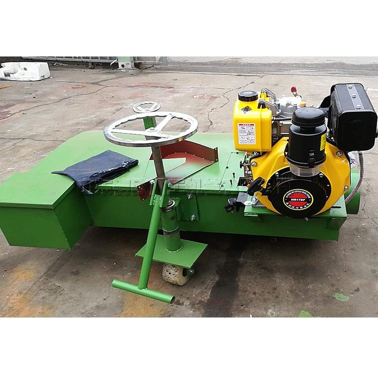 人造草坪梳草机 圆筒形毛刷草皮梳理机 自行式刷草机厂家供应