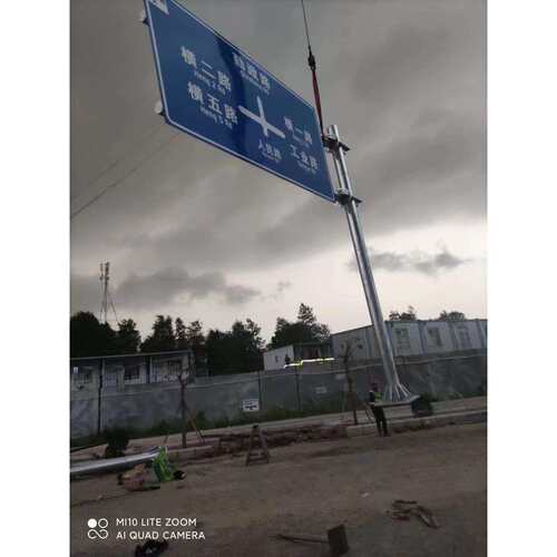 粤盾杆件生产 圆杆八角杆 F杆L杆 镀锌管 交通立柱/杆 大杆件