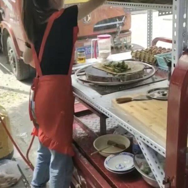 电动三轮车摆摊改装小吃架子凉皮煎饼炸串卤味泡面臭豆腐烧烤架