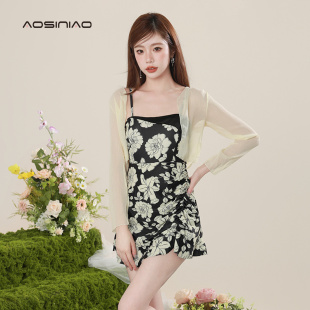 游泳 平角裙式 连体泳衣女夏2024新款 海边保守高C级感显瘦遮肚长袖