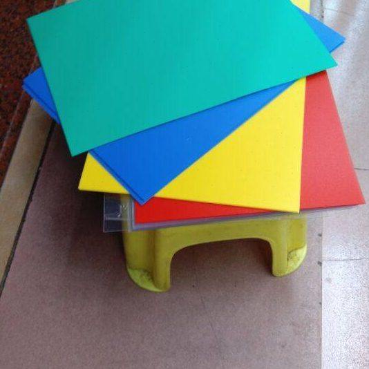 彩色PP塑料片材PP磨砂塑料片文具礼品盒吊牌彩色片材0.5MM