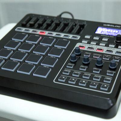 worlde PANDA200midi键盘打击垫控制器编曲键盘音乐键盘电音键盘