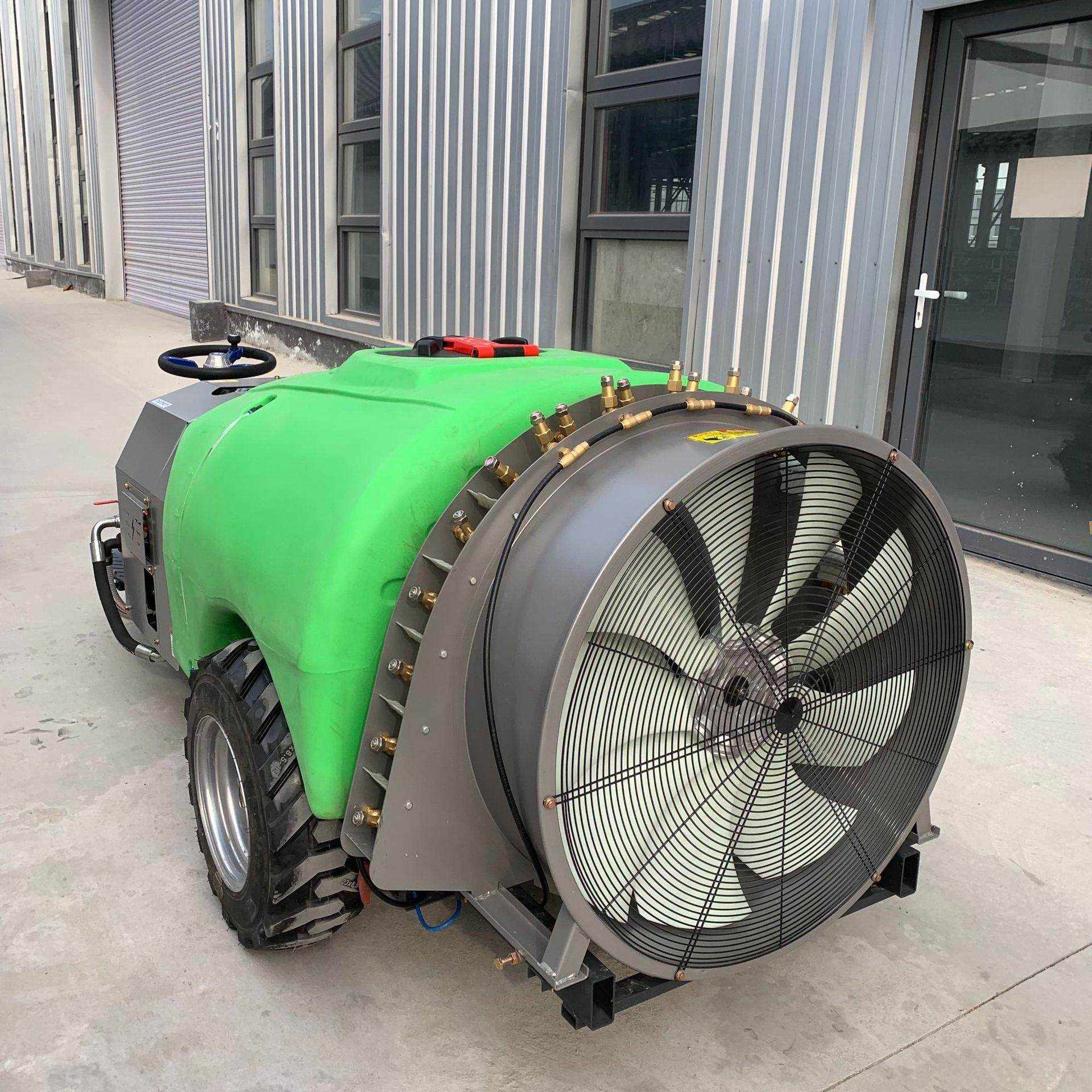 乘坐式打药机 履带式果园林打药车 风送雾全自动喷雾机新型农用,农机/农具/农膜,植保机械,淘宝优惠券,粉丝福利购,淘宝优惠卷