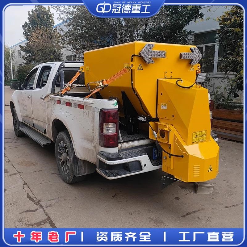 融雪剂撒布机小型工业盐撒盐机汽油除雪机车载后挂式X市政公路除