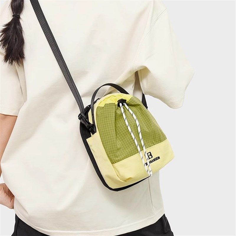 斜挎手机包一体轻量化水杯水壶小挎包女2025新款超火轻便迷你包包,箱包皮具/热销女包/男包,水桶包,淘宝优惠券,粉丝福利购,淘宝优惠卷