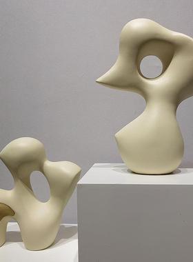 简约现创代米QZ-A147售黄树脂抽象摆客件样板间楼处厅餐桌意花器