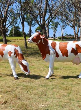 园模园林景观仿游真黄奶牛动物型雕塑草坪幼儿乐景区XBI美陈农场