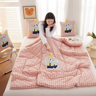 多功能5555多用途午睡用公室午休四季款全格子办小棉象抱两枕被