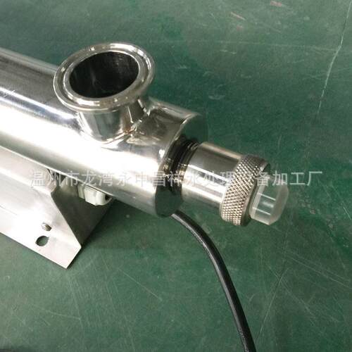 过温州生产厂家直厚供全不钢UV-3锈加壳体3吨/时流式紫外线消毒器