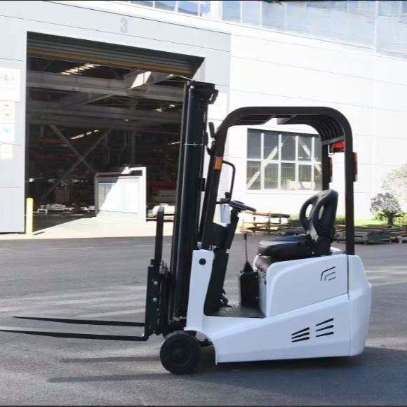 普尔夫小型电动叉车2吨新能源四轮座驾堆高仓储车锂电平衡重叉车