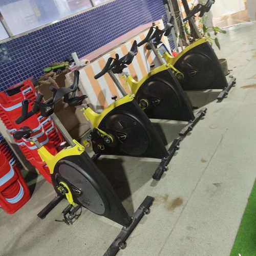 出租动感单车广州租赁健身车大小跑步机活动地产演出展台开业庆典