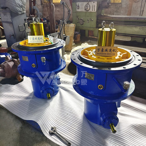 圆盘给料机用减速机 万象QNLJ203N-90加料机星轮减速器 立式