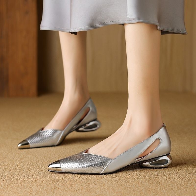 尖头单鞋女中跟粗跟夏天皮鞋2024新款夏季高跟凉鞋瓢鞋金属头女,女鞋,浅口单鞋,淘宝优惠券,粉丝福利购,淘宝优惠卷