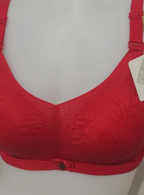 2024新爆款细肩带内衣女春夏季薄款小胸聚拢隐形抹胸防走光文胸罩