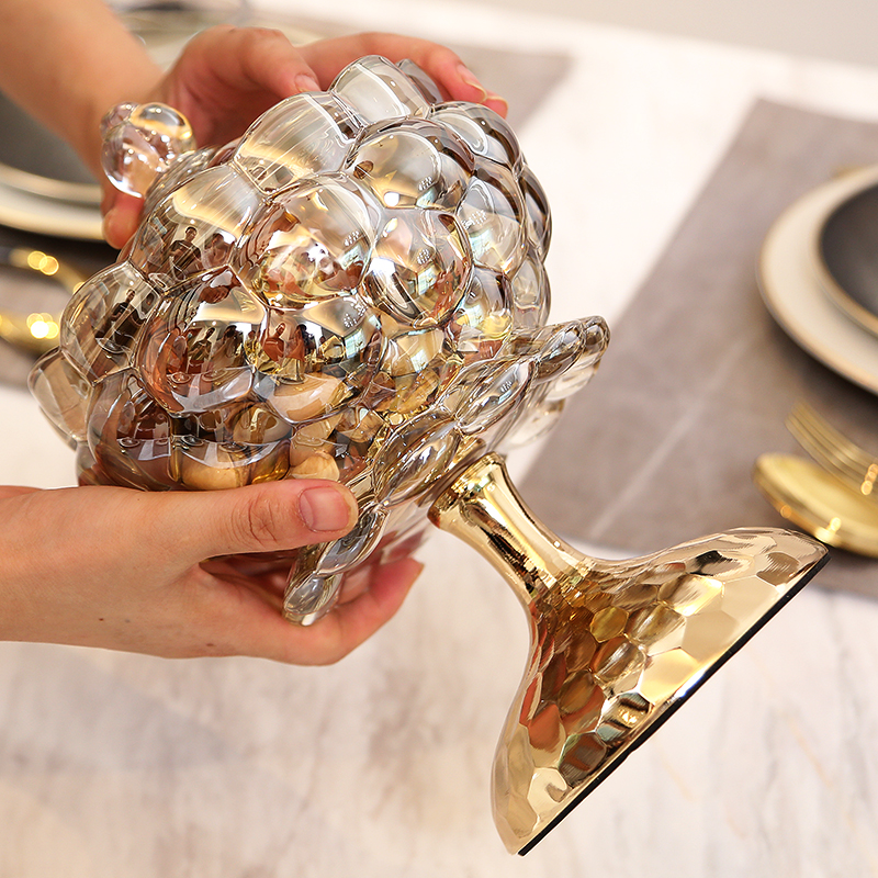 家居新房轻奢g金属玻璃储物罐家用带盖糖果罐客厅茶几玄关收纳摆