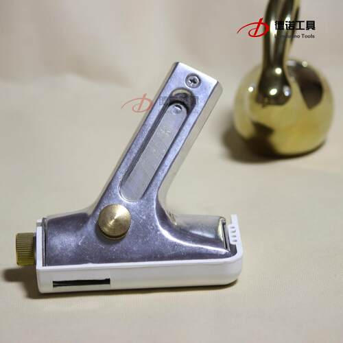 兔帝推边b器pvc塑胶地板施工工具 手动墙角收口推刀 依墙推刀