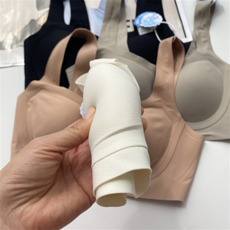 大胸显小薄款无痕一体固定立体全罩杯 软糯防下垂收副乳文胸内衣